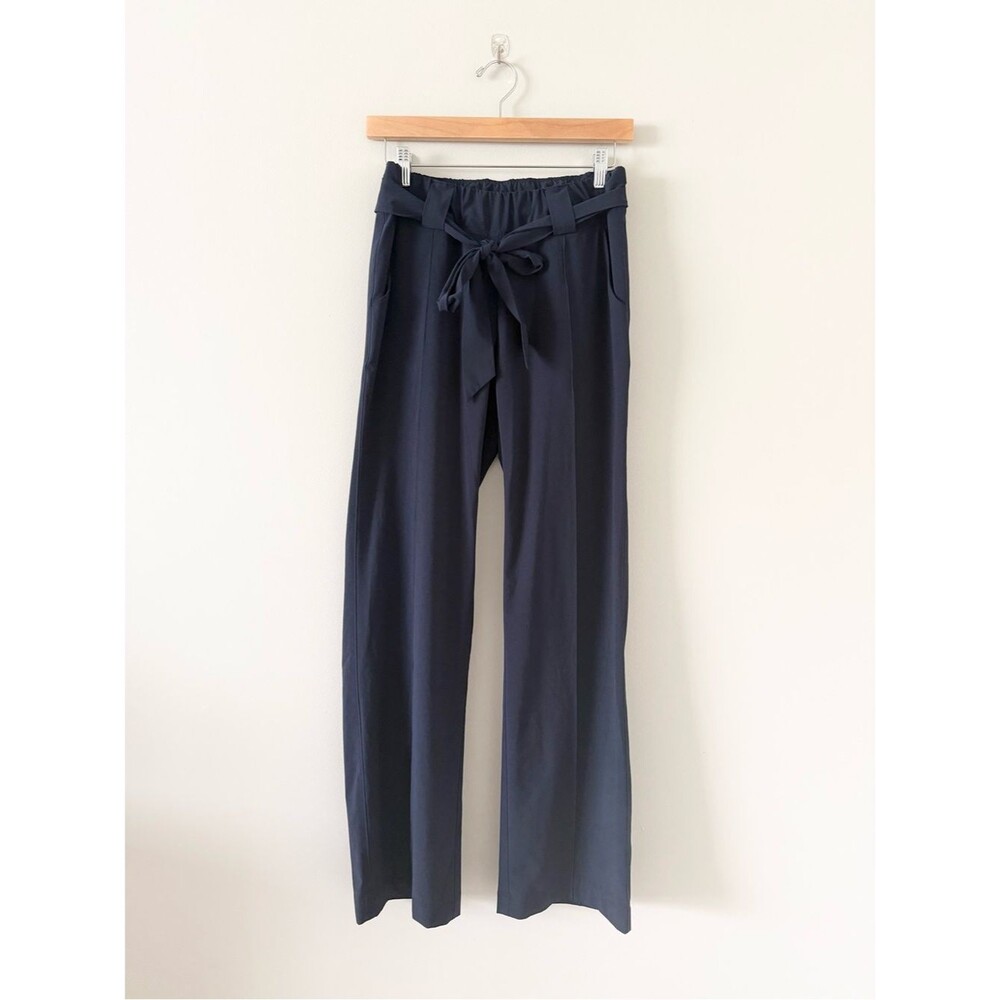 Athleta Destination High-Waist Tie-Front Wide Leg Travel Pant in Navy Size 4